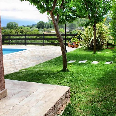 Villa Cottage Kantrillies Fokata Екстериор снимка