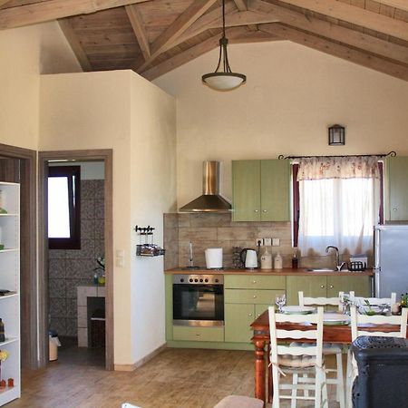 Villa Cottage Kantrillies Fokata Екстериор снимка