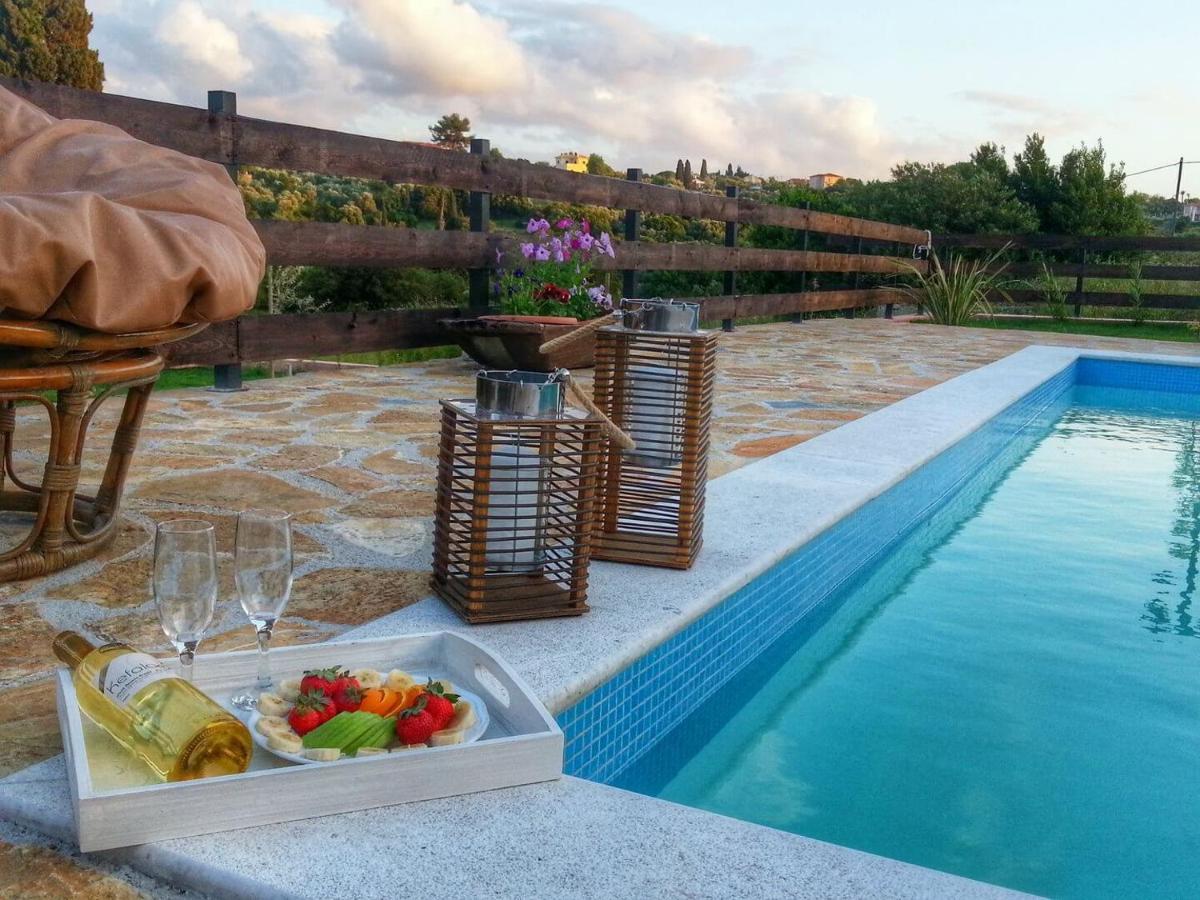 Villa Cottage Kantrillies Fokata Екстериор снимка
