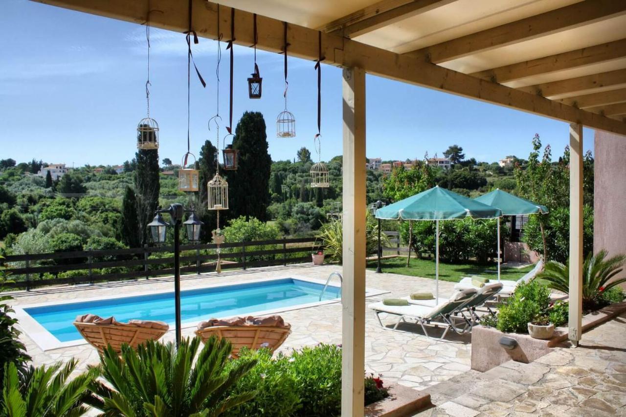 Villa Cottage Kantrillies Fokata Екстериор снимка