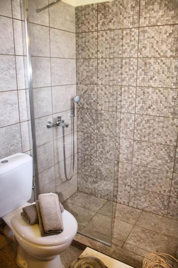 Villa Cottage Kantrillies Fokata Екстериор снимка